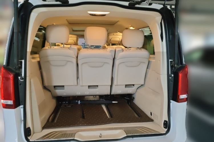 Used Mercedes-Benz V-Class 2016 V 260 L Prestige Extended Edition Trunk