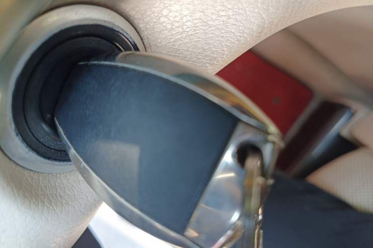 Used Mercedes-Benz V-Class 2016 V 260 L Prestige Extended Edition Vehicle Key