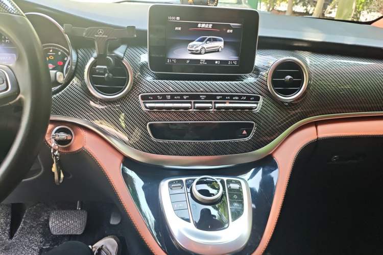 Used Mercedes-Benz V-Class 2017 V250 2.0T Base Model Audio And AC Panel