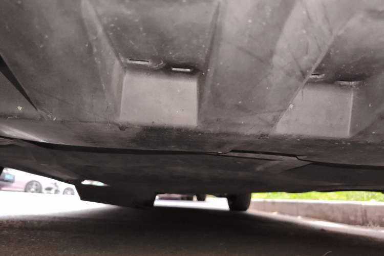 Used Mercedes-Benz V-Class 2017 V 260 L Prestige Extended Edition Chassis Front