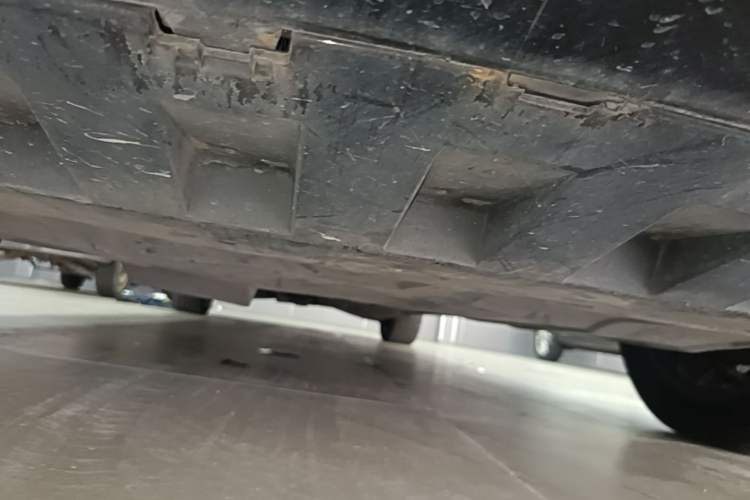 Used Mercedes-Benz V-Class 2017 V 260 L Prestige Extended Edition Chassis Front