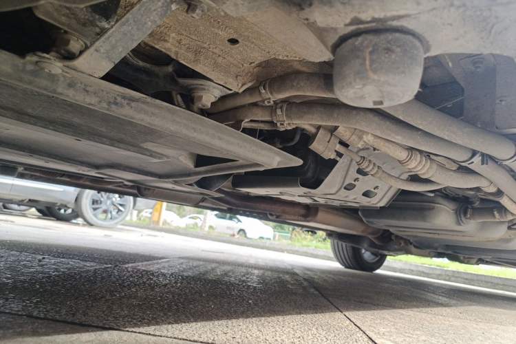 Used Mercedes-Benz V-Class 2017 V 260 Avantgarde Edition Chassis Front Left