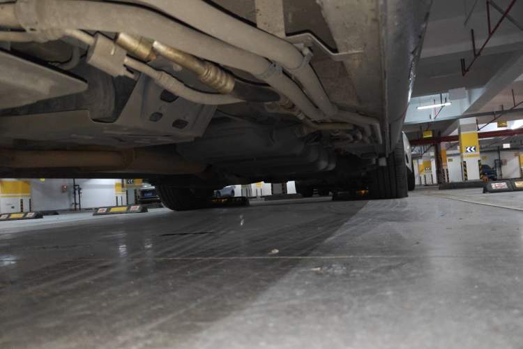 Used Mercedes-Benz V-Class 2017 V 260 Avantgarde Edition Chassis Front Left