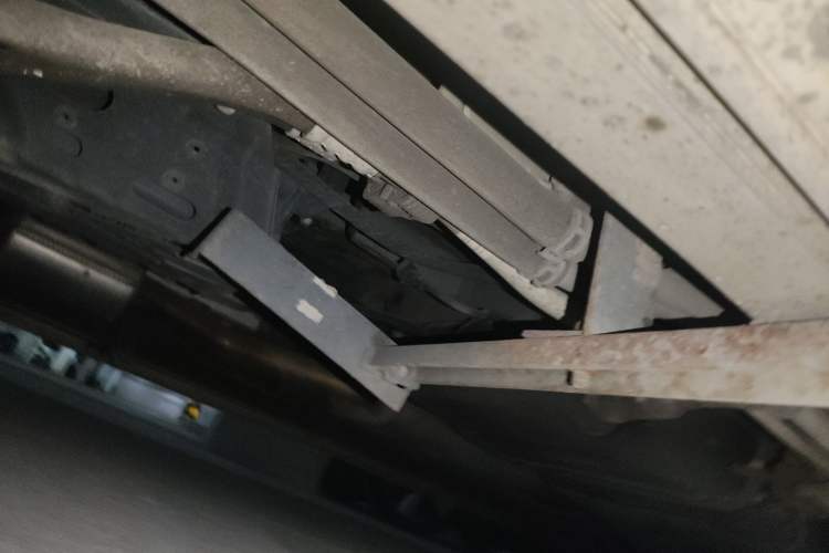 Used Mercedes-Benz V-Class 2017 V 260 L Prestige Extended Edition Chassis Front Left