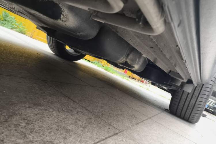Used Mercedes-Benz V-Class 2017 V 260 Avantgarde Edition Chassis Front Left