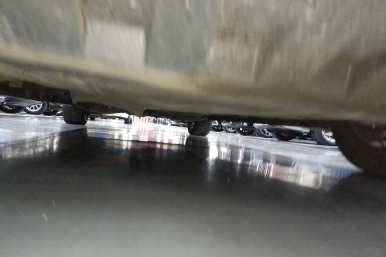 Used Mercedes-Benz V-Class 2017 V 260 Avantgarde Edition Chassis Front