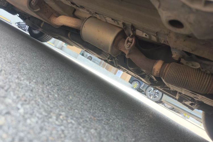 Used Mercedes-Benz V-Class  Chassis Front Right