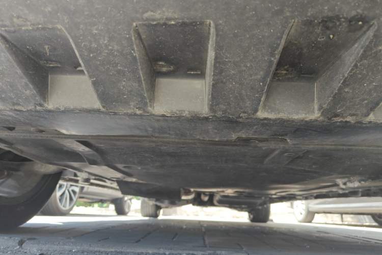 Used Mercedes-Benz V-Class 2017 V 260 L Prestige Extended Edition Chassis Front
