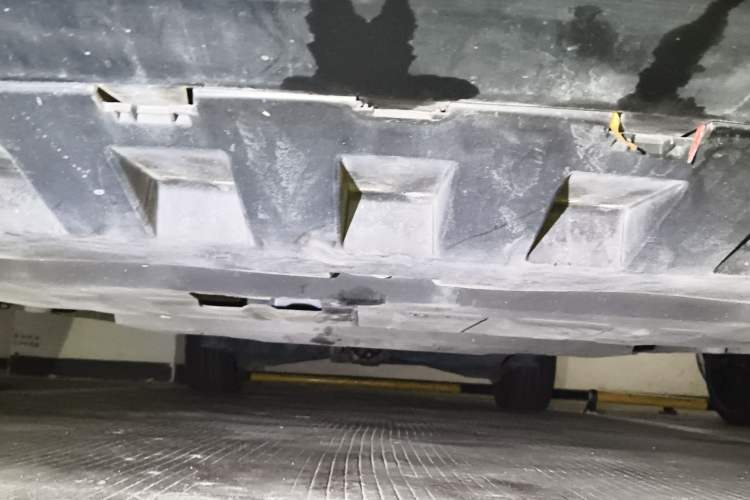 Used Mercedes-Benz V-Class 2017 V 260 Avantgarde Edition Chassis Front