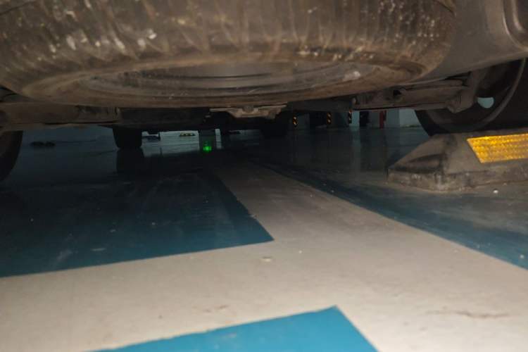 Used Mercedes-Benz V-Class  Chassis Rear