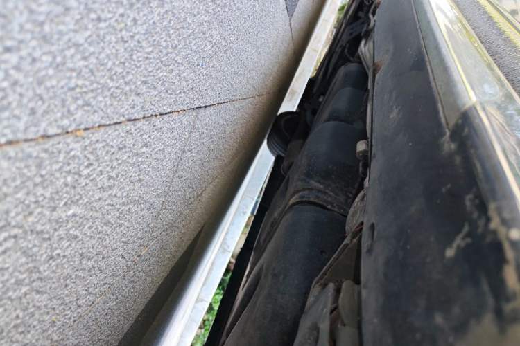 Used Mercedes-Benz V-Class  Chassis Rear Left