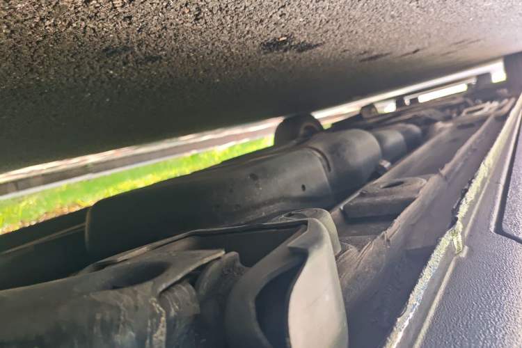 Used Mercedes-Benz V-Class 2017 V250 2.0T Base Model Chassis Rear Left