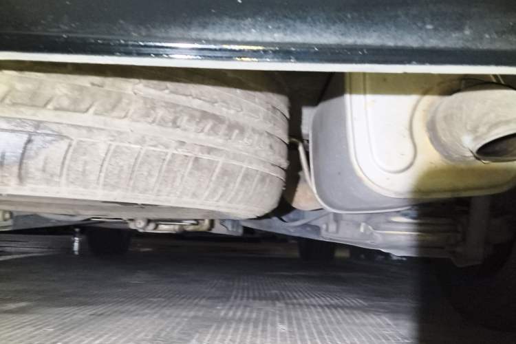 Used Mercedes-Benz V-Class 2017 V 260 Avantgarde Edition Chassis Rear