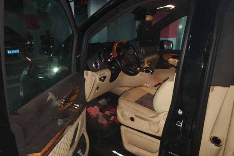 Used Mercedes-Benz V-Class  Driver Seat