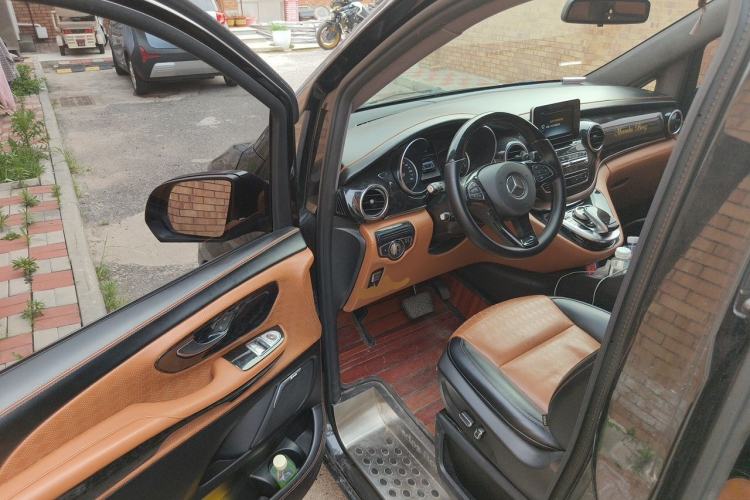 Used Mercedes-Benz V-Class  Driver Seat