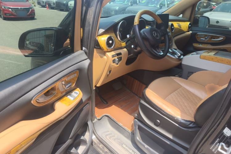Used Mercedes-Benz V-Class  Driver Seat