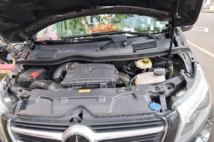 Used Mercedes-Benz V-Class 2017 V 260 L Prestige Extended Edition Engine Bay