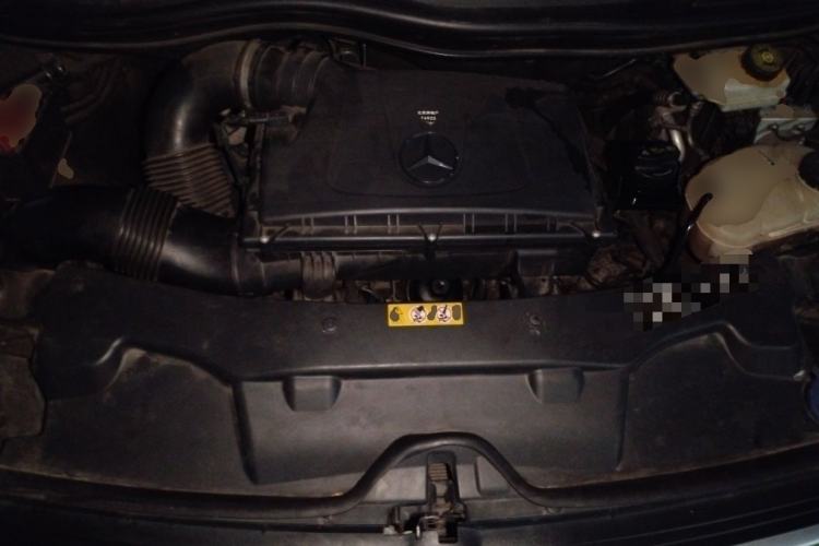 Used Mercedes-Benz V-Class 2017 V 260 L Prestige Extended Edition Engine Bay