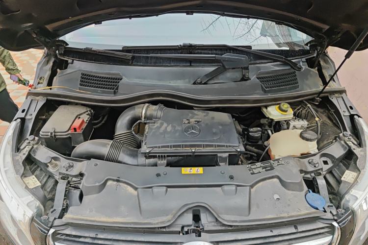 Used Mercedes-Benz V-Class 2017 V 260 L Prestige Extended Edition Engine Bay