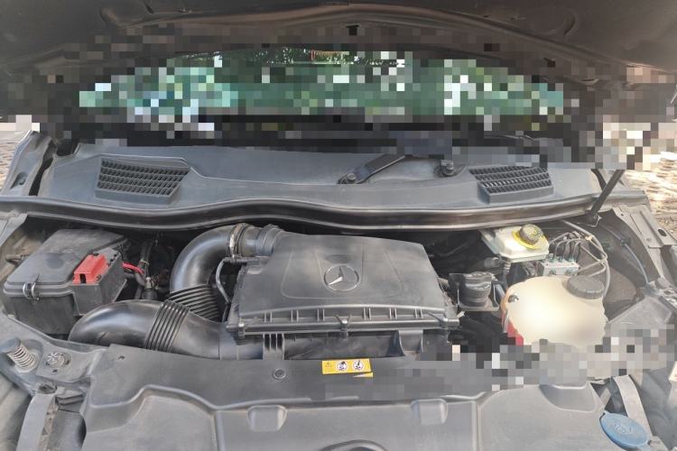 Used Mercedes-Benz V-Class 2017 V 260 Prestige Edition Engine Bay