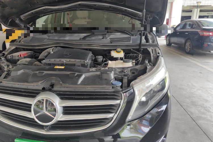 Used Mercedes-Benz V-Class 2017 V 260 L Prestige Extended Edition Engine Bay Left