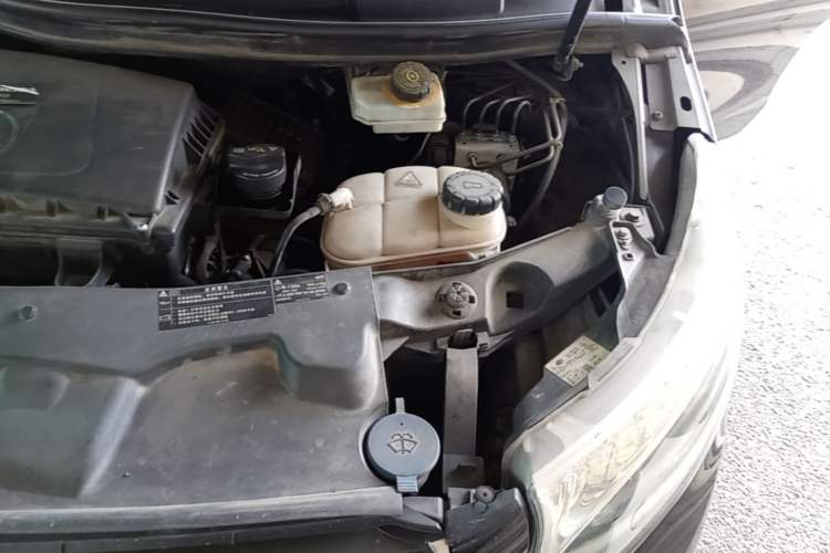 Used Mercedes-Benz V-Class 2017 V 260 L Prestige Extended Edition Engine Bay Left