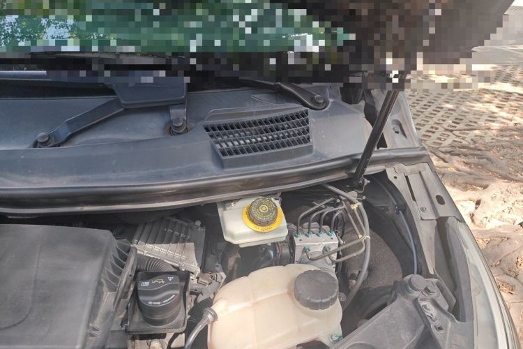 Used Mercedes-Benz V-Class 2017 V 260 Prestige Edition Engine Bay Left