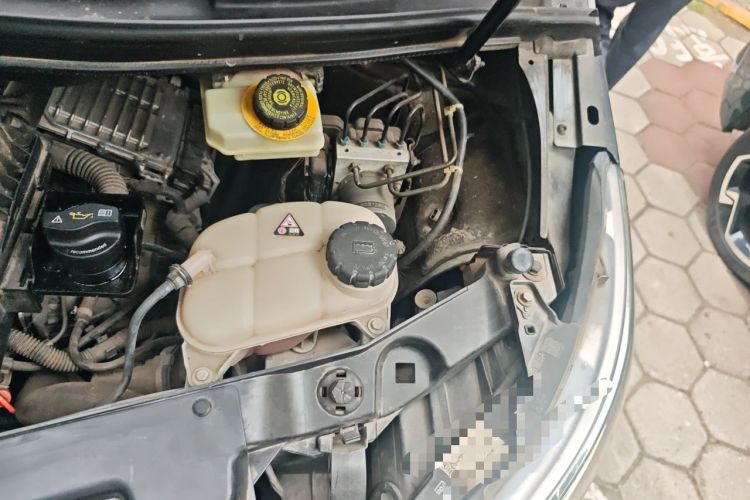 Used Mercedes-Benz V-Class 2017 V 260 L Prestige Extended Edition Engine Bay Left
