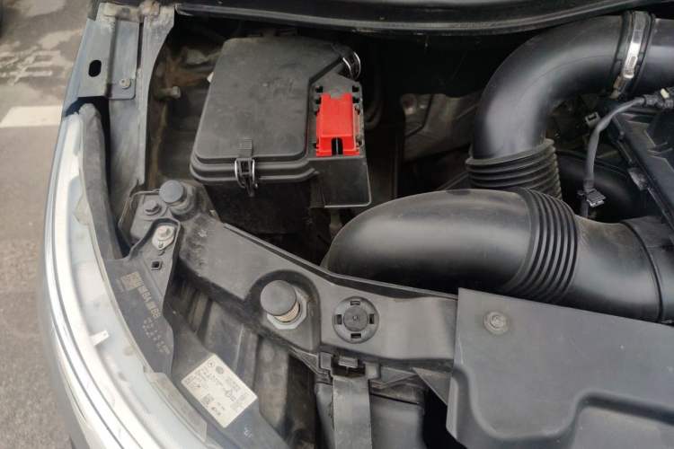 Used Mercedes-Benz V-Class 2017 V 260 L Prestige Extended Edition Engine Bay Right