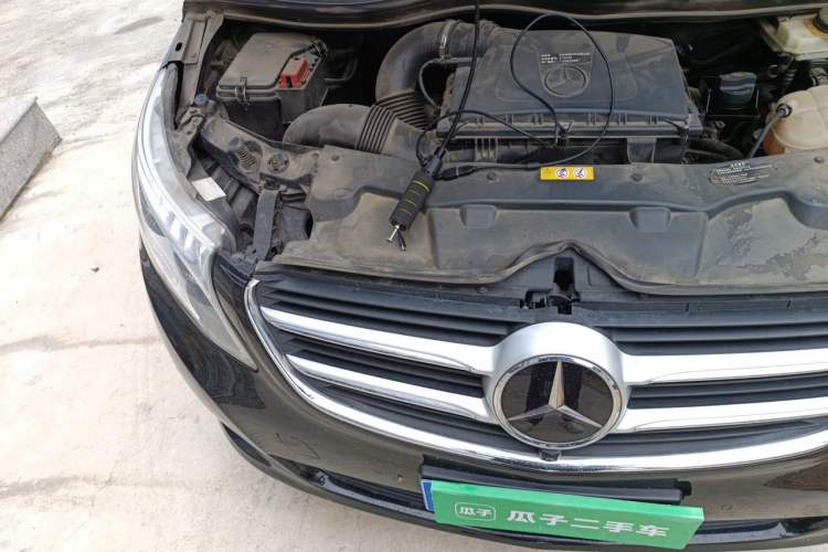 Used Mercedes-Benz V-Class 2017 V 260 L Prestige Extended Edition Engine Bay Right