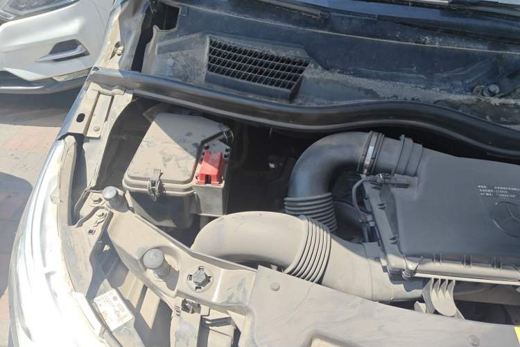 Used Mercedes-Benz V-Class 2017 V 260 L Prestige Extended Edition Engine Bay Right