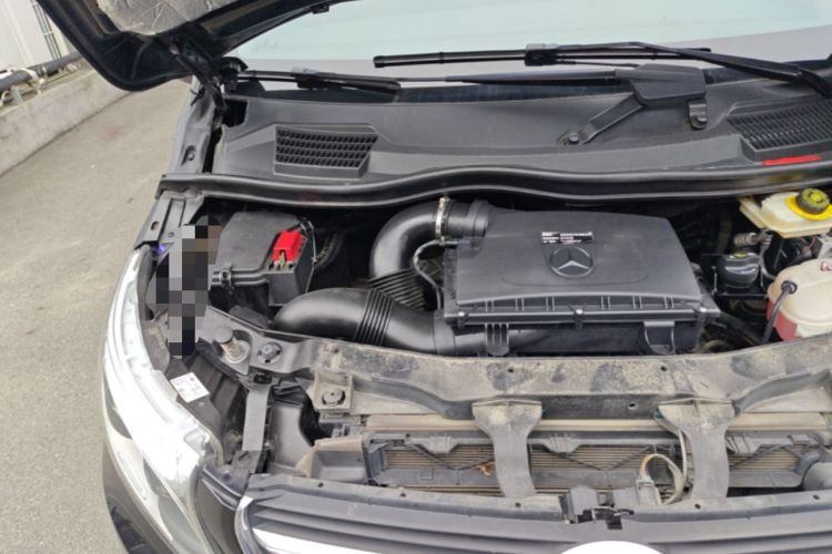 Used Mercedes-Benz V-Class 2017 V 260 L Prestige Extended Edition Engine Bay Right