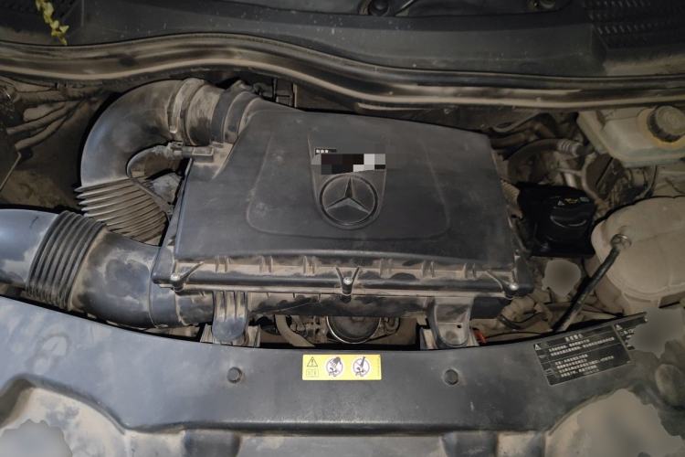 Used Mercedes-Benz V-Class 2017 V 260 L Prestige Extended Edition Engine Bay