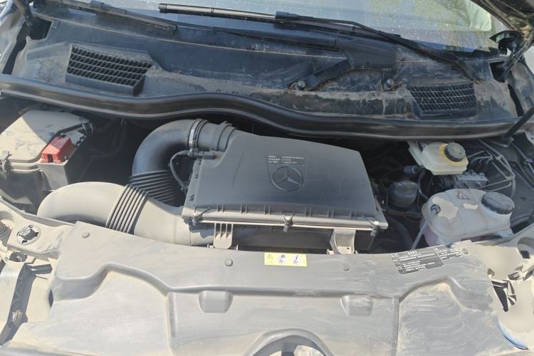 Used Mercedes-Benz V-Class 2017 V 260 L Prestige Extended Edition Engine Bay