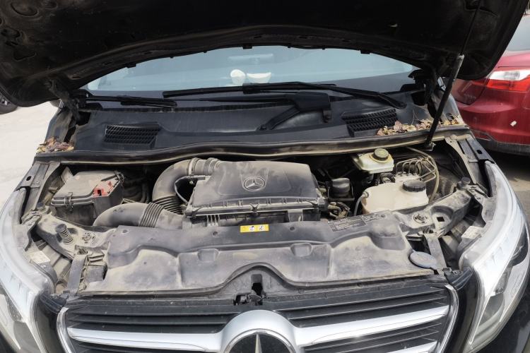 Used Mercedes-Benz V-Class 2017 V 260 Prestige Edition Engine Bay