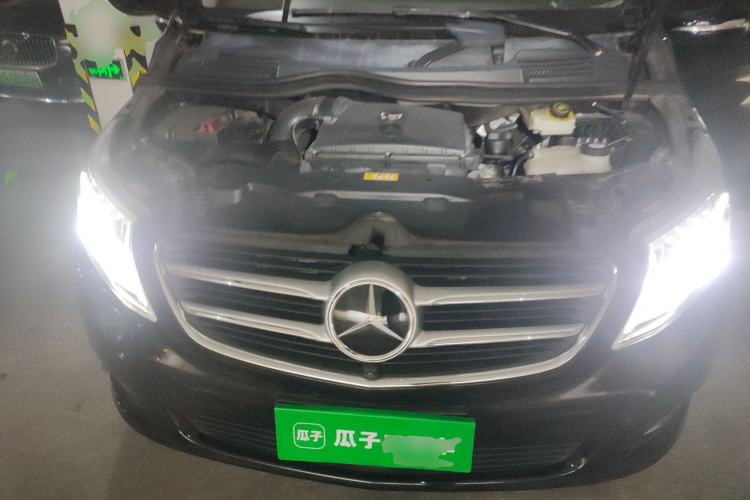 Used Mercedes-Benz V-Class 2017 V 260 L Prestige Extended Edition Engine Bay