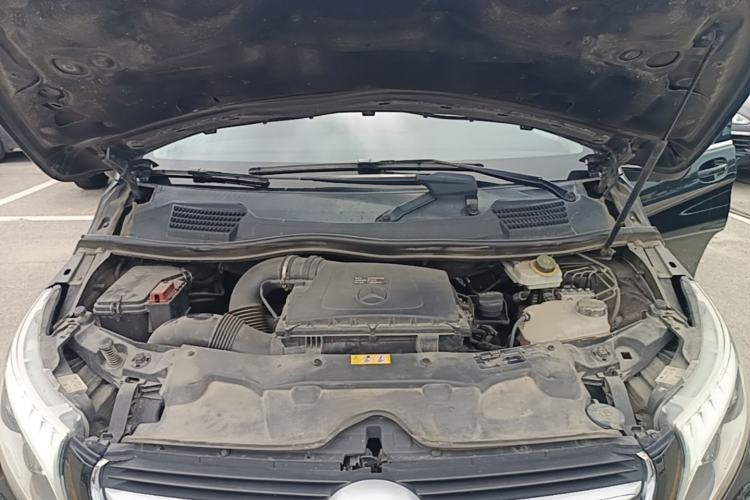Used Mercedes-Benz V-Class 2017 V 260 L Prestige Extended Edition Engine Bay