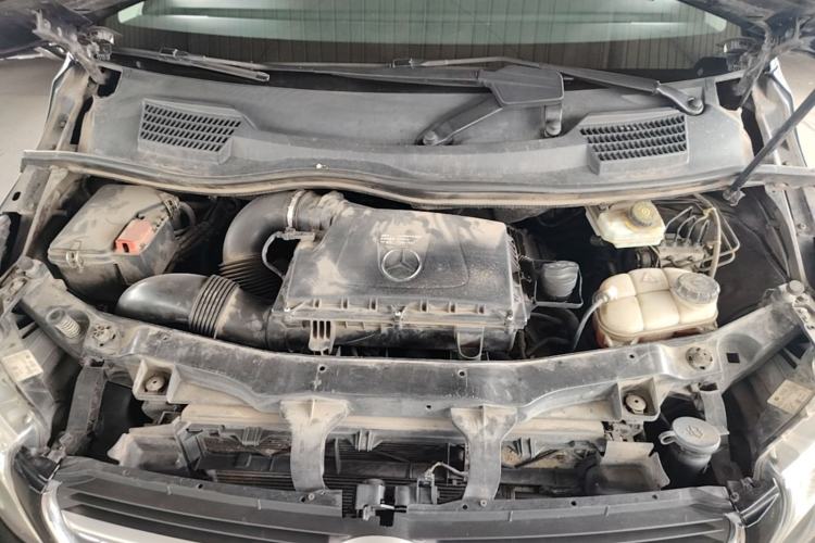 Used Mercedes-Benz V-Class 2017 V 260 L Prestige Extended Edition Engine Bay