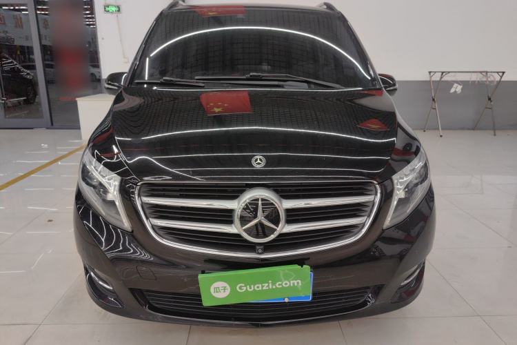Used Mercedes-Benz V-Class 2017 V 260 L Prestige Extended Edition Exterior 1