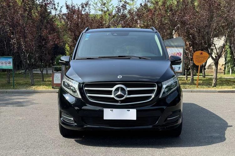 Used Mercedes-Benz V-Class 2017 V 260 Prestige Edition Exterior 1