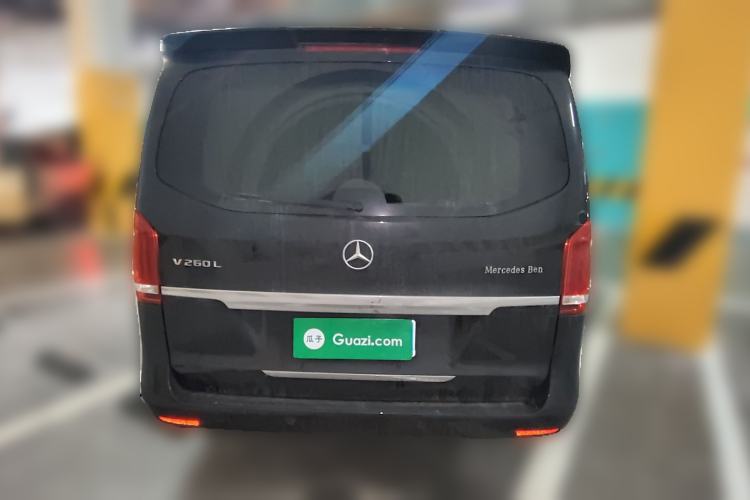 Used Mercedes-Benz V-Class 2017 V 260 L Prestige Extended Edition Exterior 4