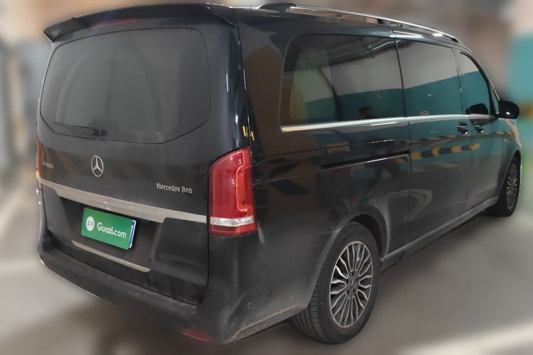 Used Mercedes-Benz V-Class 2017 V 260 L Prestige Extended Edition Exterior 5