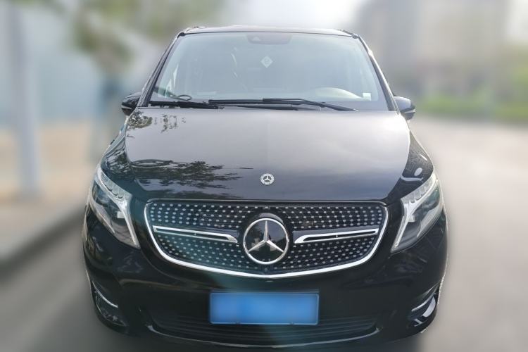 Used Mercedes-Benz V-Class 2017 V 260 Prestige Edition Front