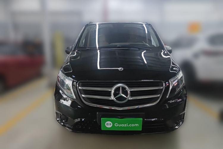 Used Mercedes-Benz V-Class  Front