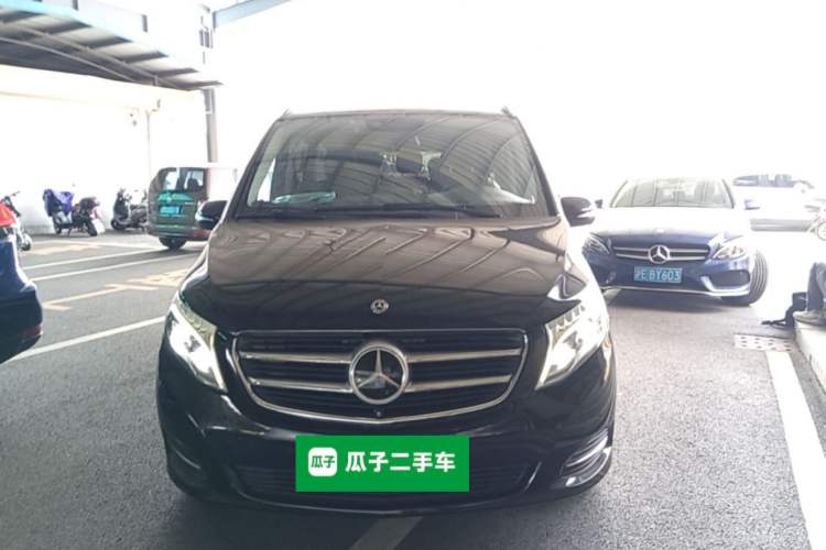 Used Mercedes-Benz V-Class 2017 V 260 L Prestige Extended Edition Front