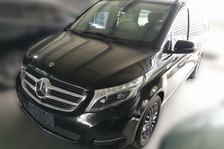 Used Mercedes-Benz V-Class 2017 V 260 L Prestige Extended Edition Front Left 45 Deg