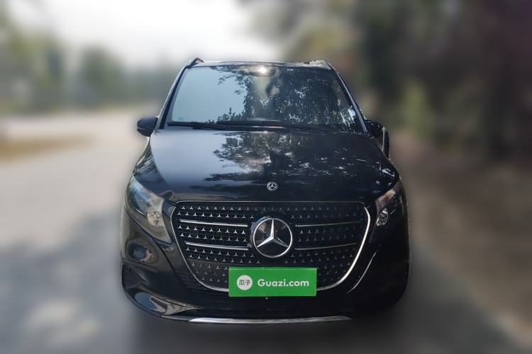 Used Mercedes-Benz V-Class 2017 V250 2.0T Base Model Front