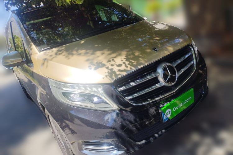 Used Mercedes-Benz V-Class 2017 V 260 Prestige Edition Front Right 45 Deg