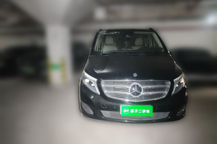 Used Mercedes-Benz V-Class 2017 V 260 L Prestige Extended Edition Front