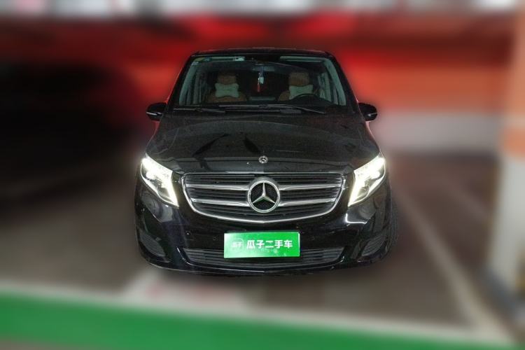 Used Mercedes-Benz V-Class 2017 V 260 Avantgarde Edition Front